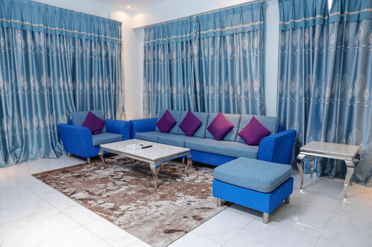 Aparthotel Swan Towers Al Manamah Esterno foto