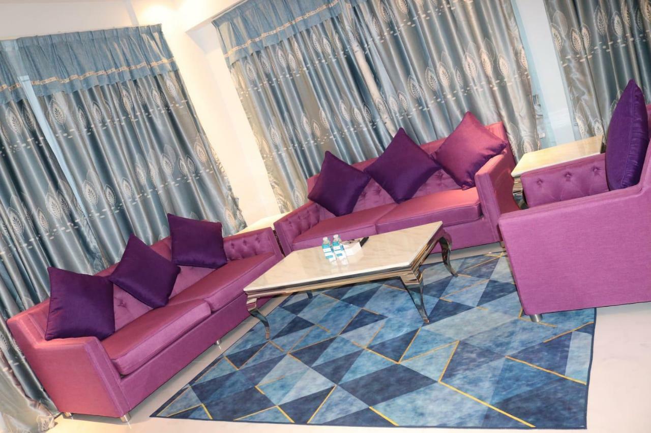 Aparthotel Swan Towers Al Manamah Esterno foto